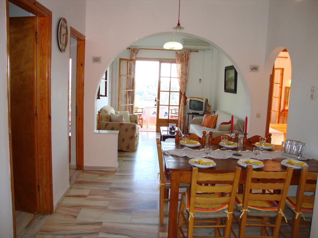 Ipsia Apartments Paleokastritsa Room photo