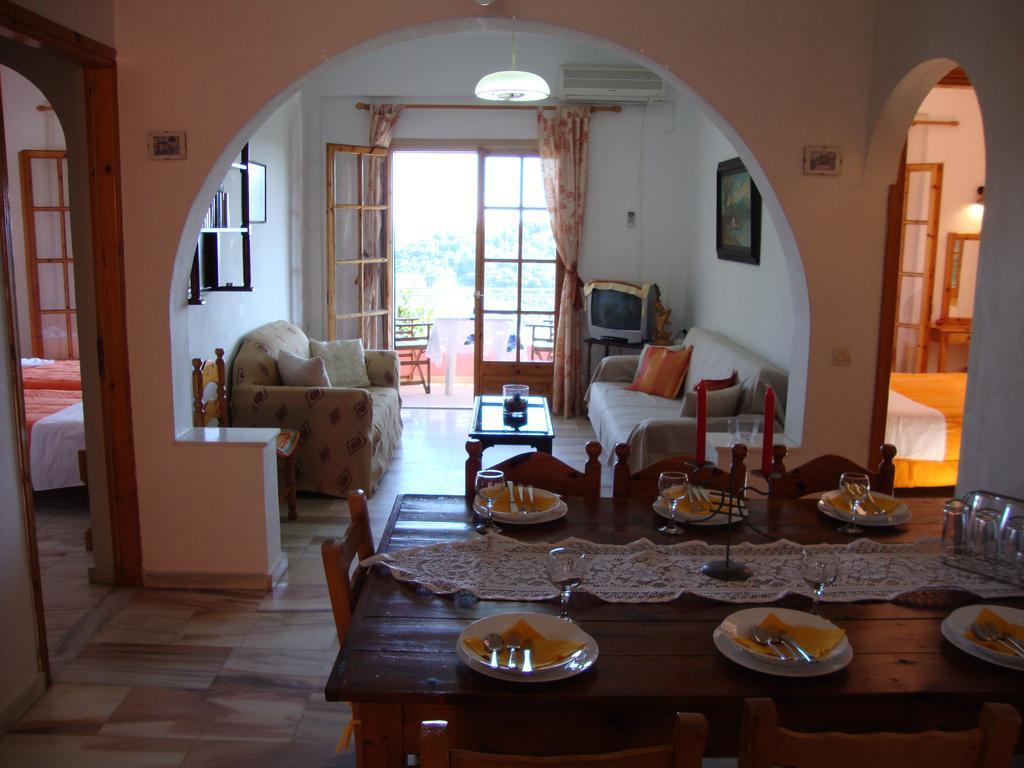 Ipsia Apartments Paleokastritsa Room photo